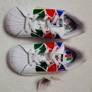 Adidas Kids Superstar pure  sneakers size 9